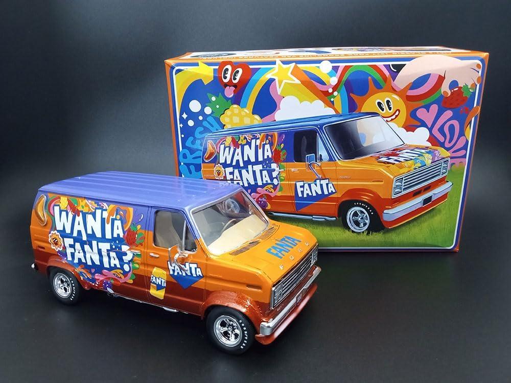 image:imageAMT Ford Louisville Short Hauler Morton Salt 125 Scale Model Kit1977 Ford Custom Van Fanta