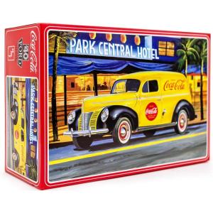 AMT Ford Louisville Short Hauler Morton Salt 1:25 Scale Model Kit(Unique)